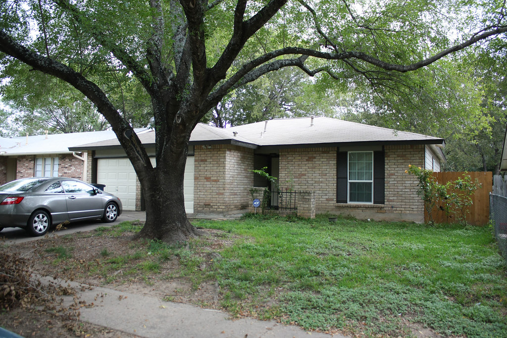 Professional siding installation showcasing quality home improvement work